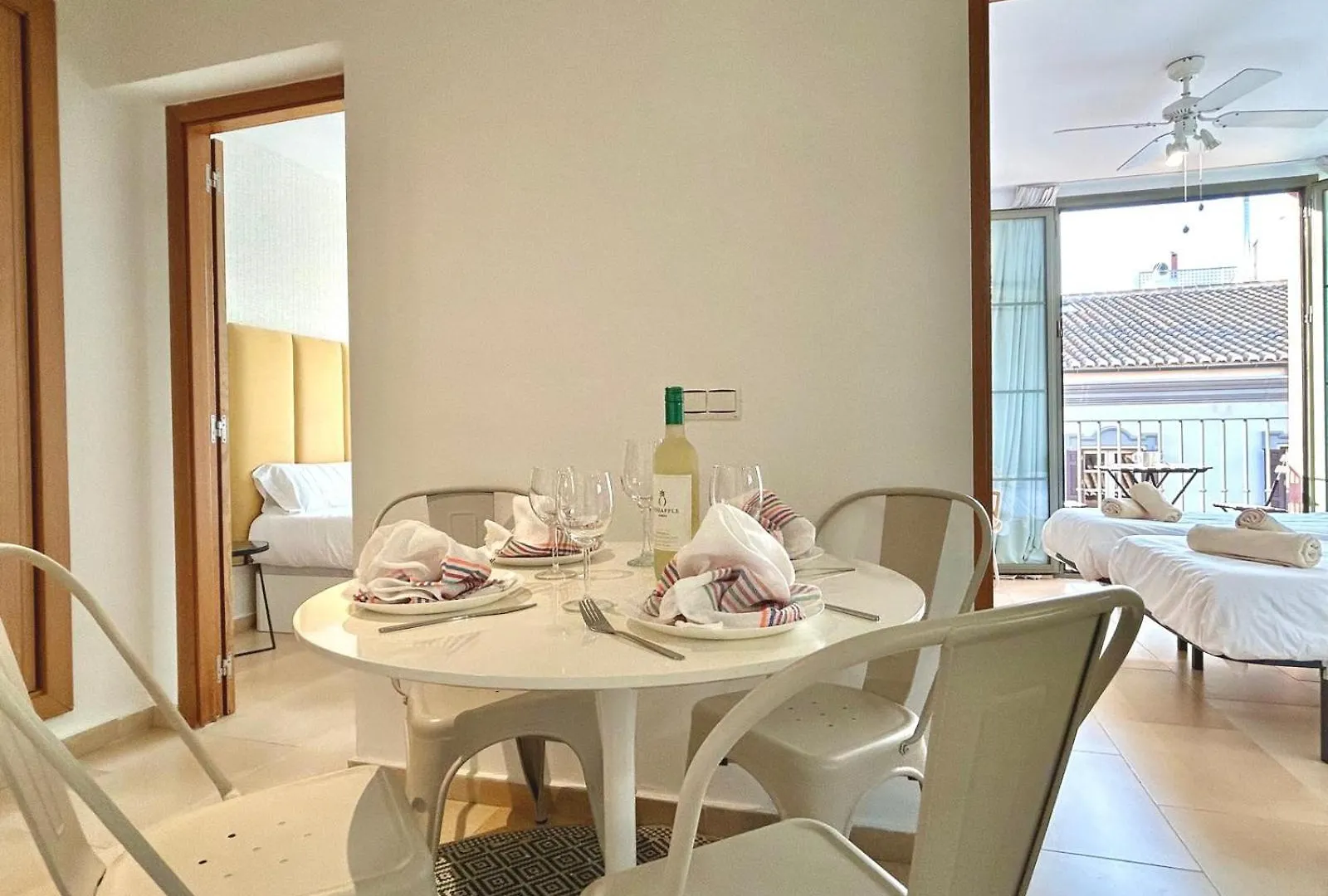 Apartamento Puerta Antequera 4 Malaga Apartment